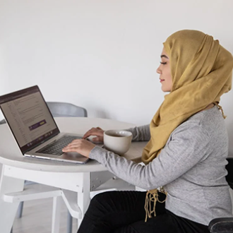 lady typing on a laptop